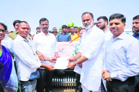 యంత్రాలను సద్వినియోగం చేసుకోవాలి