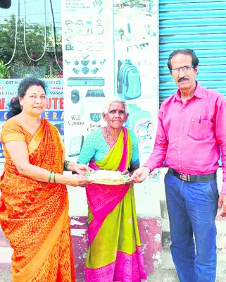 సేవలోనే అసలైన సంతృప్తి 
