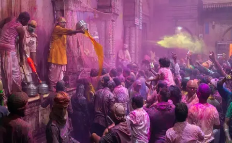 Holi in Mathura And Vrindavan 2026: A Colourful Tour