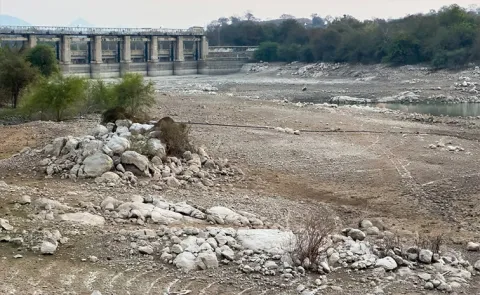 India Faces Severe Water Crisis as Reservoir Levels Plunge Heatwave