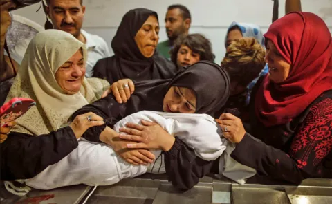 Tears and grief: Mothers Day in Gaza marked by mourning
