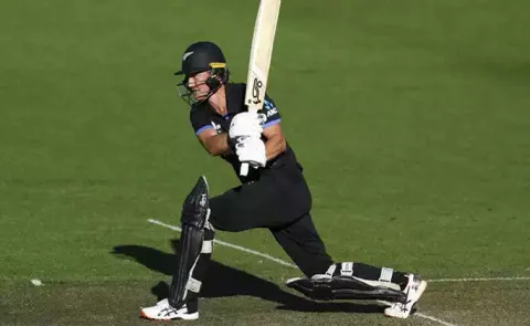 Devine stars with the bat again as New Zealand seal T20I series2