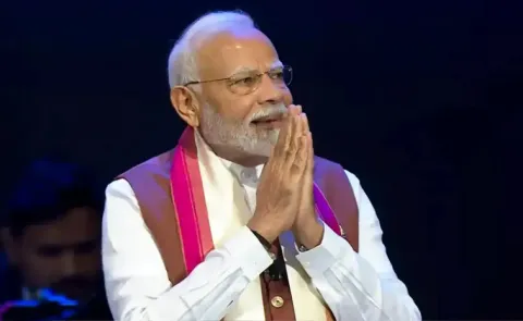 PM Modi becomes Indias longest-serving head of govt