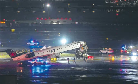 Air Canada crash, Two pilots dead