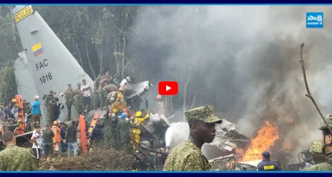 Colombian Military Plane with 100 Soldiers Crashes  1