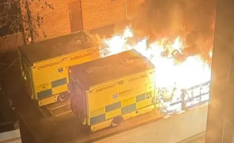  jewish community ambulances set on fire in london 