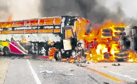 Andhra Pradesh: 14 dead in Markapuram road accident