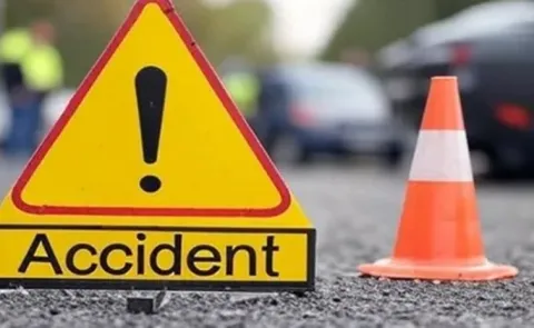 10 killed, 31 injured in collision between bus, pick-up vehicle in Madhya Pradesh