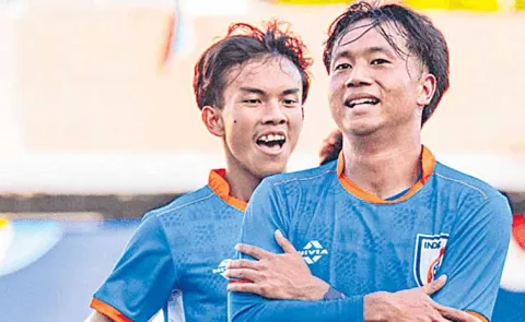 Indian team qualifies for semi finals of SAFF Football Tournament