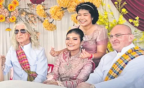 Thailand woman marries two Austrian men with family blessings