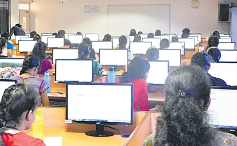 JEE Mains exam conducting process should be changed