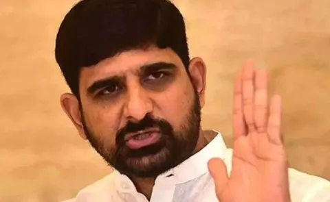 CID Issues Notices to BRS Leaders in Karimnagar