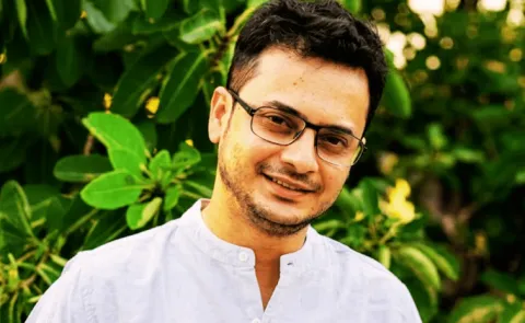 Rahul Arunoday Banerjee trafedy while saving co star he trapped