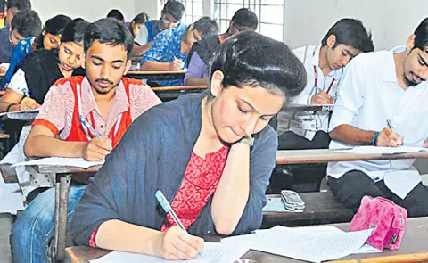 Polytechnic entrance exam on April 25th