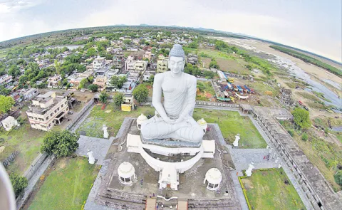 Chandrababu govt says it may take hundred years to build Amaravati capital