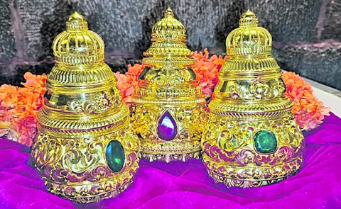 Golden crowns for lord sitarama laxmana 