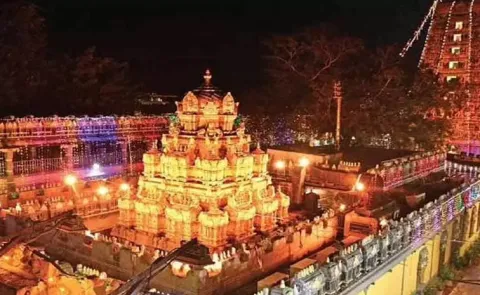gold theft at Vijayawada durgamma temple today