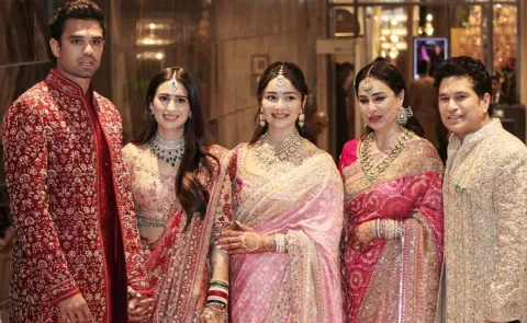 Sachin, Anjali, Sara Shine At Arjun Tendulkar-Saaniya Chandhok Wedding15