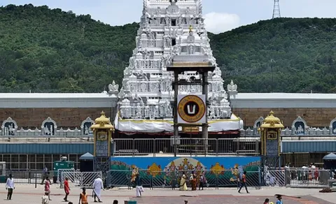 18 hours for Tirumala Srivari Darshan