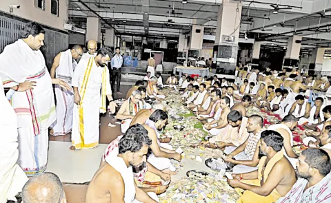 Gold Misappropriation Exposed During Durga Temple Offerings Count