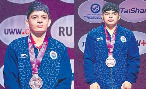 Hansika and Neha win bronze medals7