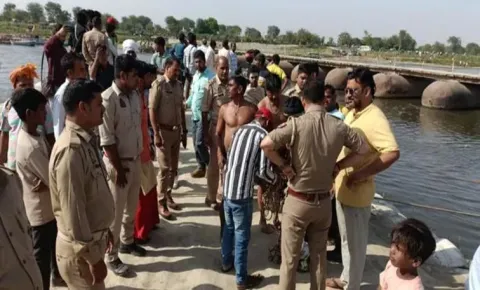 Boat accident in Uttar Pradesh