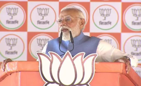  TMC has become carbon copy of Left PM Modi 