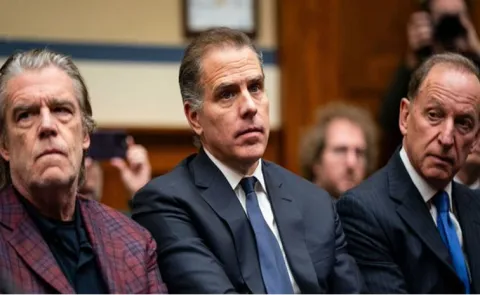 Joe Bidens son Hunter has left the US with USD 17 million in debt