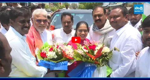Ambati Rambabu Visits YSRCP Narayana Swamy House 1
