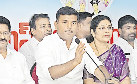 Gudivada Amarnath Fires on Chandrababu