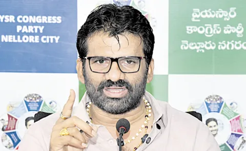 MLC Parvathareddy Chandrasekhar Reddy comments on Minister Narayana