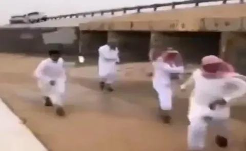 Severe Floods In Saudi Arabia13