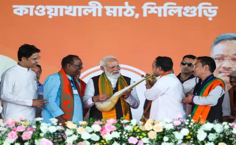 TMC supports tukde-tukde gang to cut Siliguri Corridor