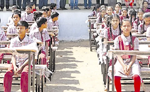 Kamareddy Bjp Mla Katipally Venkataramana Reddy Grand Initiative 2800 Dual Desks For Govt Schools