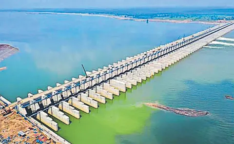 Diaphragm wall for Medigadda