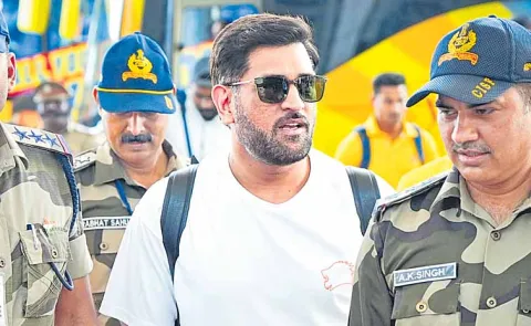 Match between Sunrisers Hyderabad vs Chennai Super Kings on Saturday3