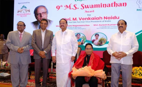 Youth Must Focus on Agriculture Venkaiah Naidu