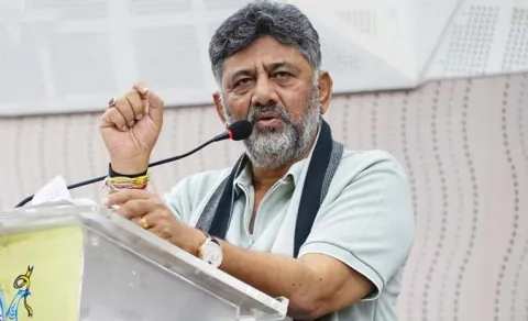 DK Shivakumar vs siddaramaiah power struggle karnataka congress