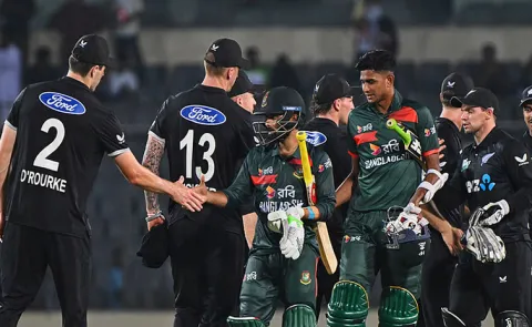 Bangladesh beat New Zealand by 6 wickets in Second ODi1