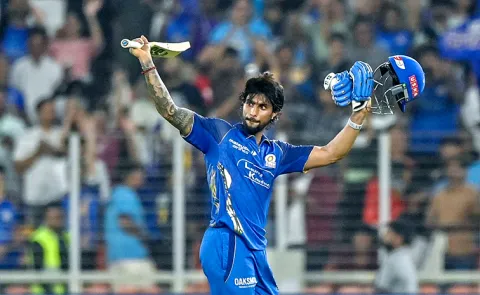 Tilak Varma Rewrites History,Slams Fastest 100 For Mumbai Indians By An Indian2