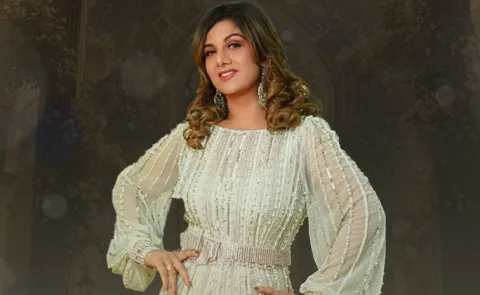 tollywood actress Rambha Visits Vijayawada durgamma temple