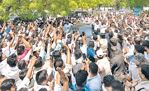 YS Jagan gave courage to the people who were facing difficulties