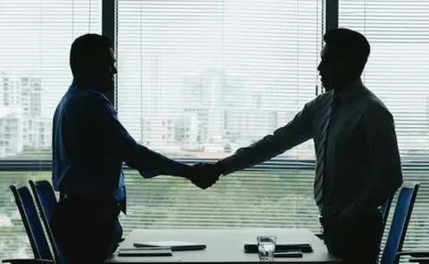 Boss Wins Hearts After Buying Cooler for Struggling Employee2