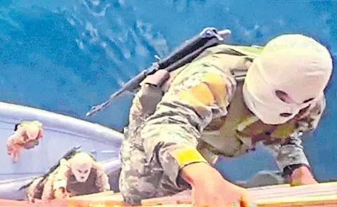 Iran Seizes India-Bound Ship in Strait of Hormuz