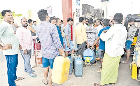 Farmers Facing Problems With Petrol and Diesel Shortage