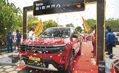 Tata Motors Delivers 101 New Sierra SUVs in Hyderabad3