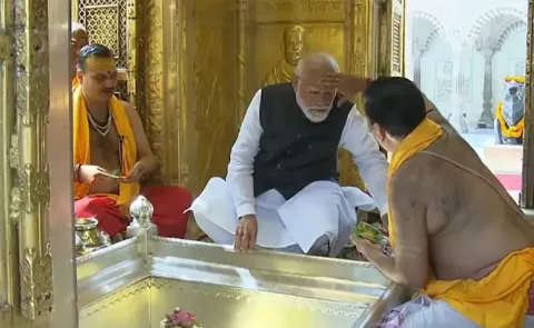 PM Modi Rocks On Kashi Ganga Expressway Launched Amid Mega Roadshow