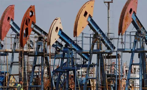 Crude Oil at 120 usd India Growth Faces Inflation Hits RBI Limit