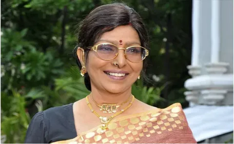 Megastar Meets Tollywood Veteran Actress Sarada at Marriage, Video Viral