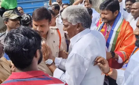 Tdp Leaders Stopped Abbaya Chowdary